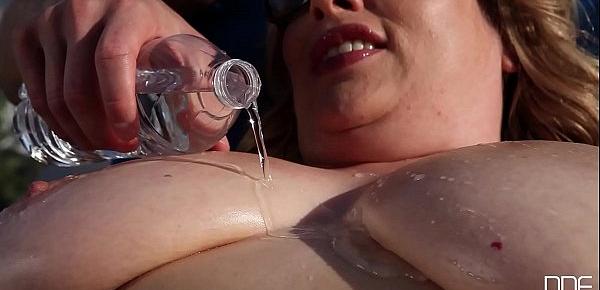  Voluptuous Cans - Banging Natural Tits On A Sunny Afternoon